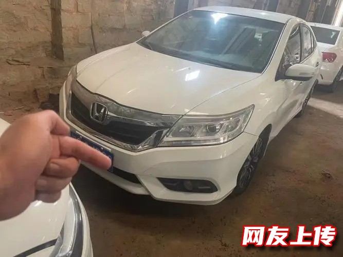 西安莲湖本地人办理贷款，汽车抵押贷款，民间小额借款